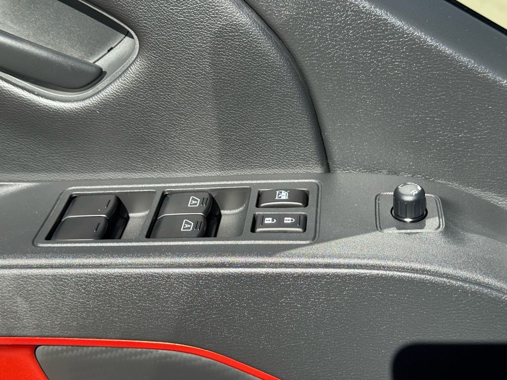 Thumbnail: 2026 Nissan Frontier - 22