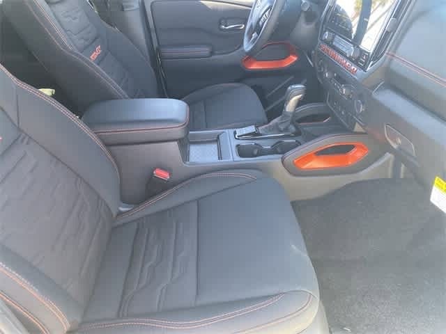 Thumbnail: 2025 Nissan Frontier - 18