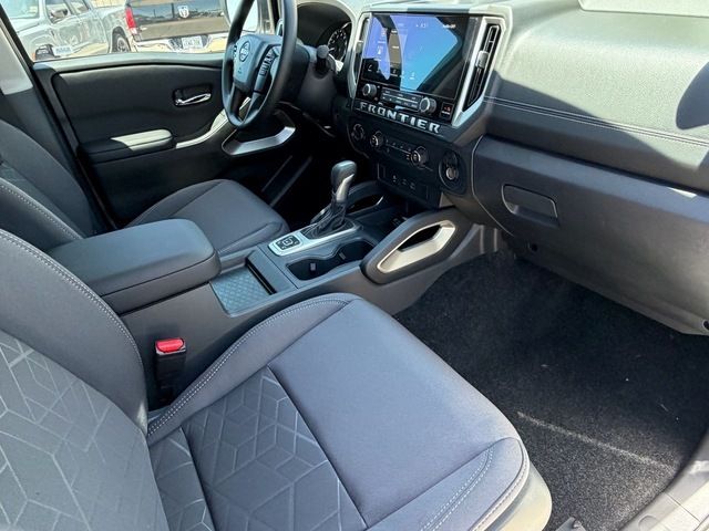 Thumbnail: 2026 Nissan Frontier - 7