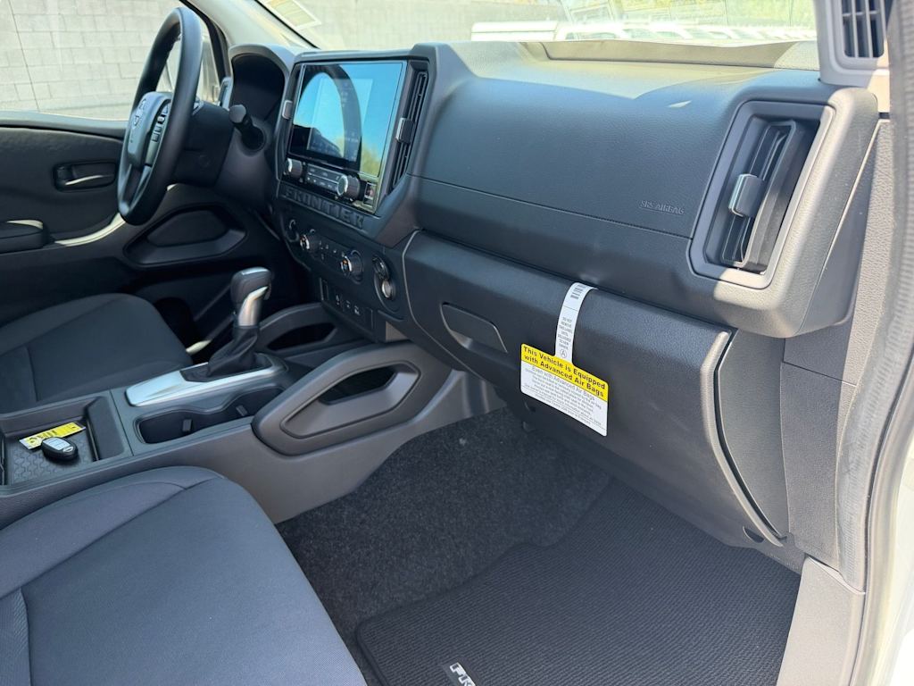 Thumbnail: 2026 Nissan Frontier - 9