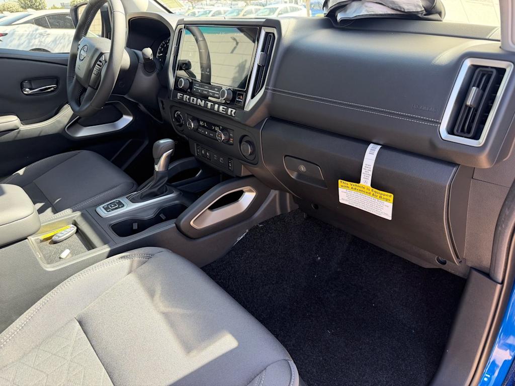 Thumbnail: 2026 Nissan Frontier - 9