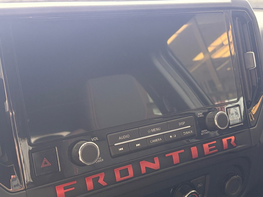 Thumbnail: 2026 Nissan Frontier - 27