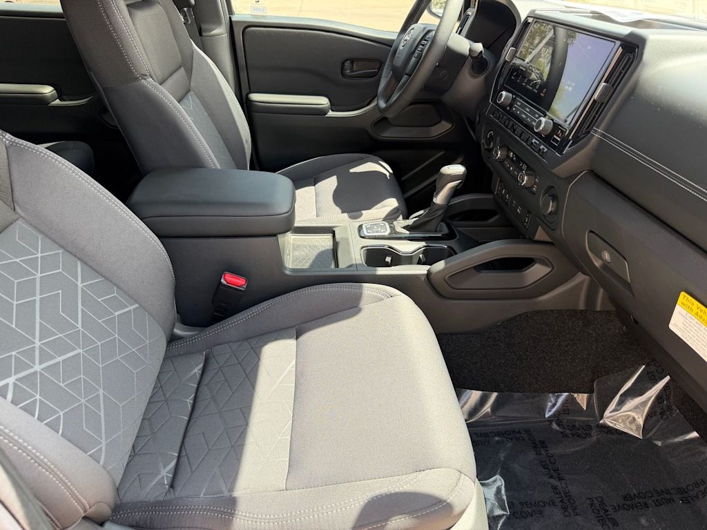 Thumbnail: 2026 Nissan Frontier - 8