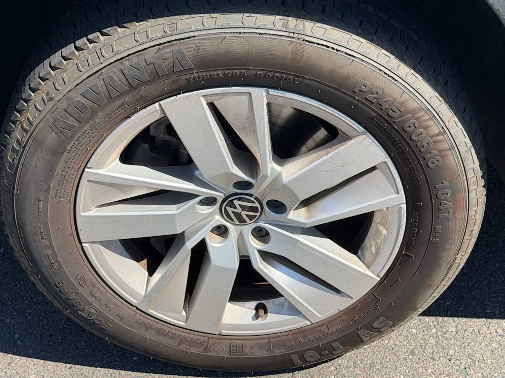 Thumbnail: 2021 Volkswagen Atlas - 3