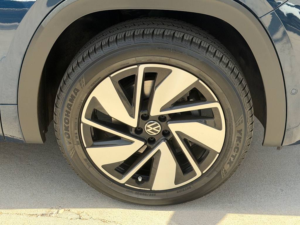 Thumbnail: 2021 Volkswagen Atlas - 5