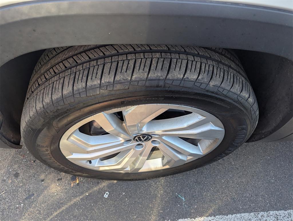 Thumbnail: 2022 Volkswagen Atlas - 4