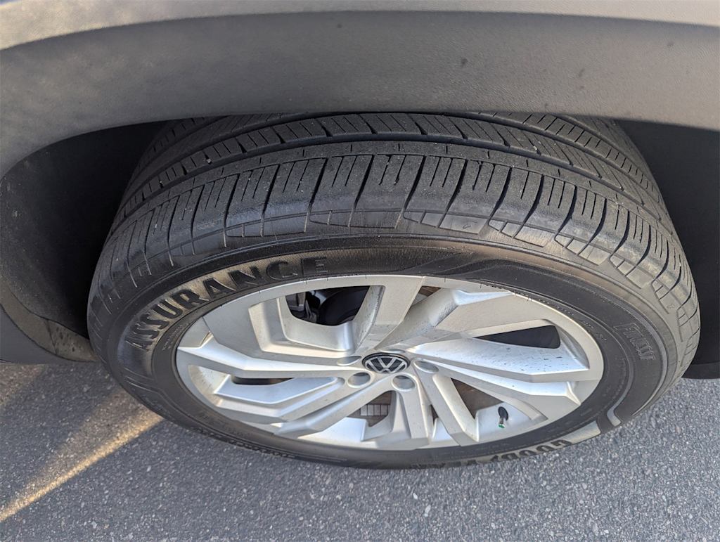 Thumbnail: 2022 Volkswagen Atlas - 15