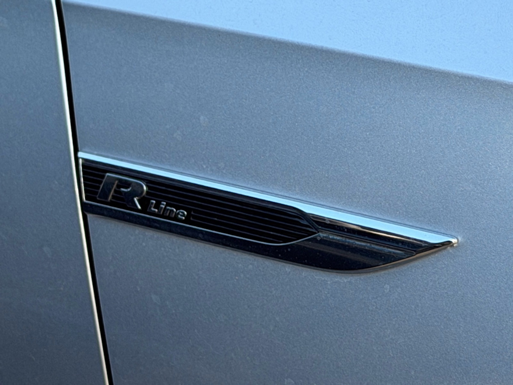 Thumbnail: 2017 Volkswagen Passat - 27