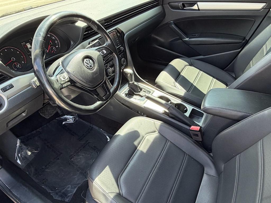 Thumbnail: 2020 Volkswagen Passat - 6