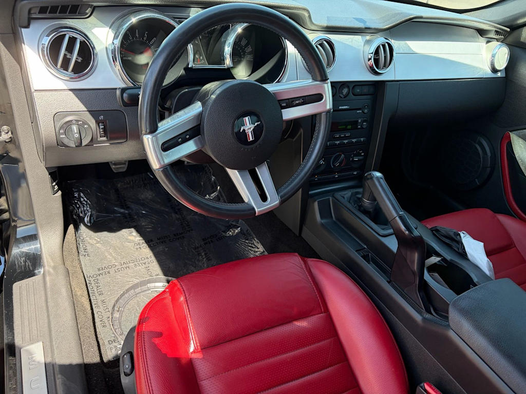 Thumbnail: 2005 Ford Mustang - 2
