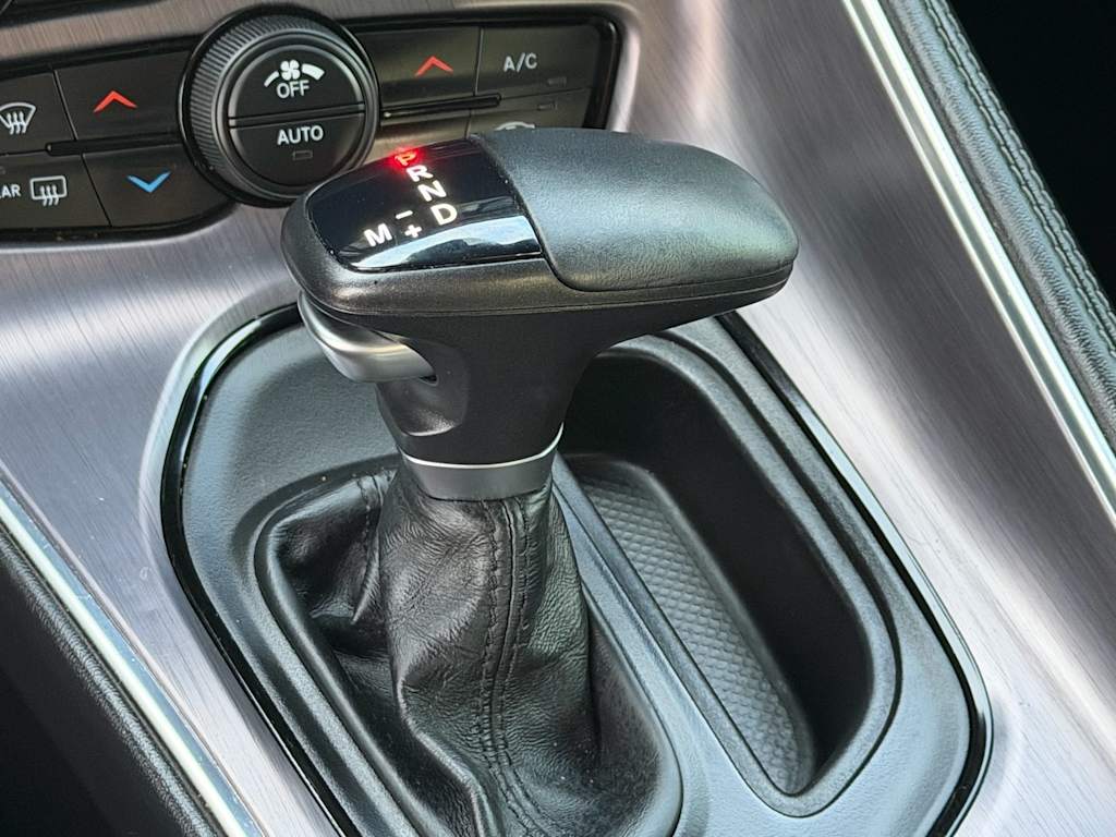 Thumbnail: 2017 Dodge Challenger - 29