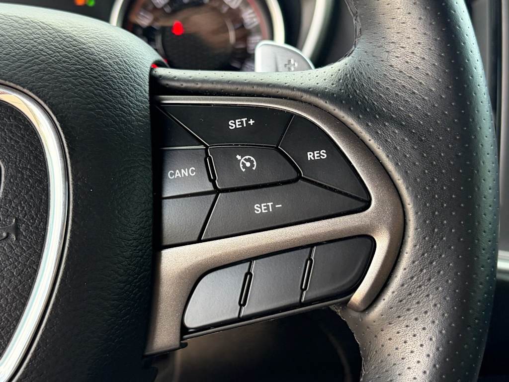 Thumbnail: 2019 Dodge Challenger - 25