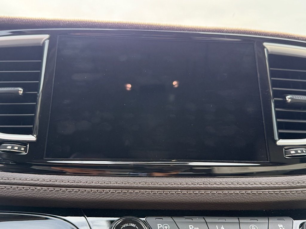 Thumbnail: 2021 Chrysler Pacifica - 20