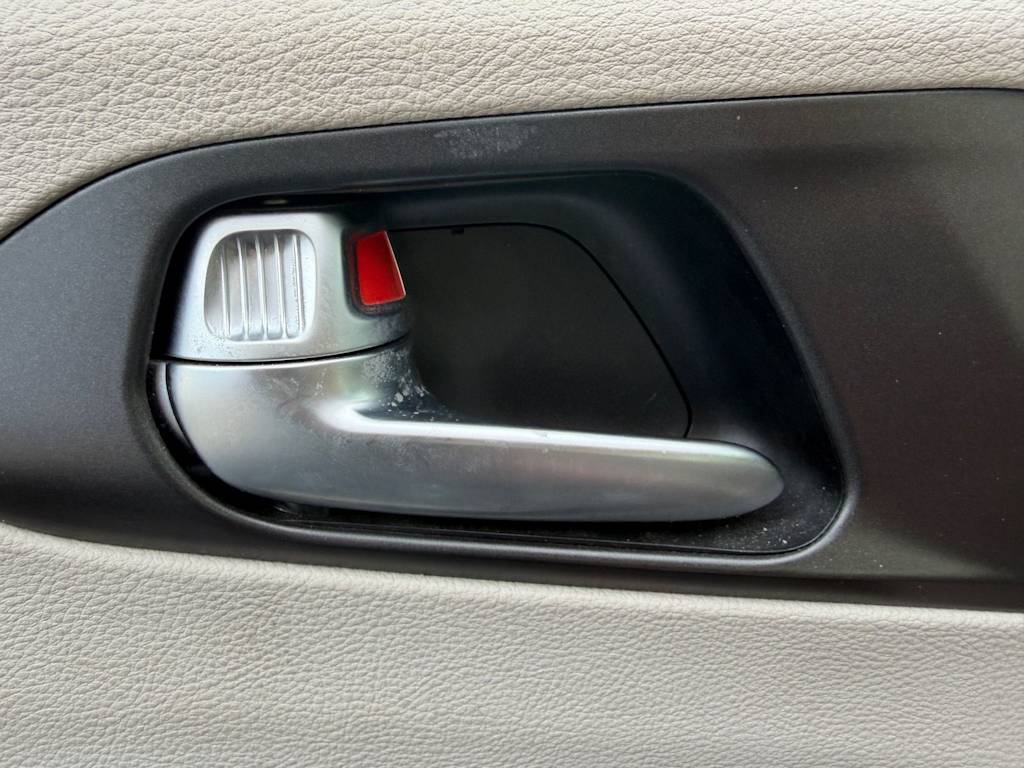 Thumbnail: 2021 Chrysler Pacifica - 13