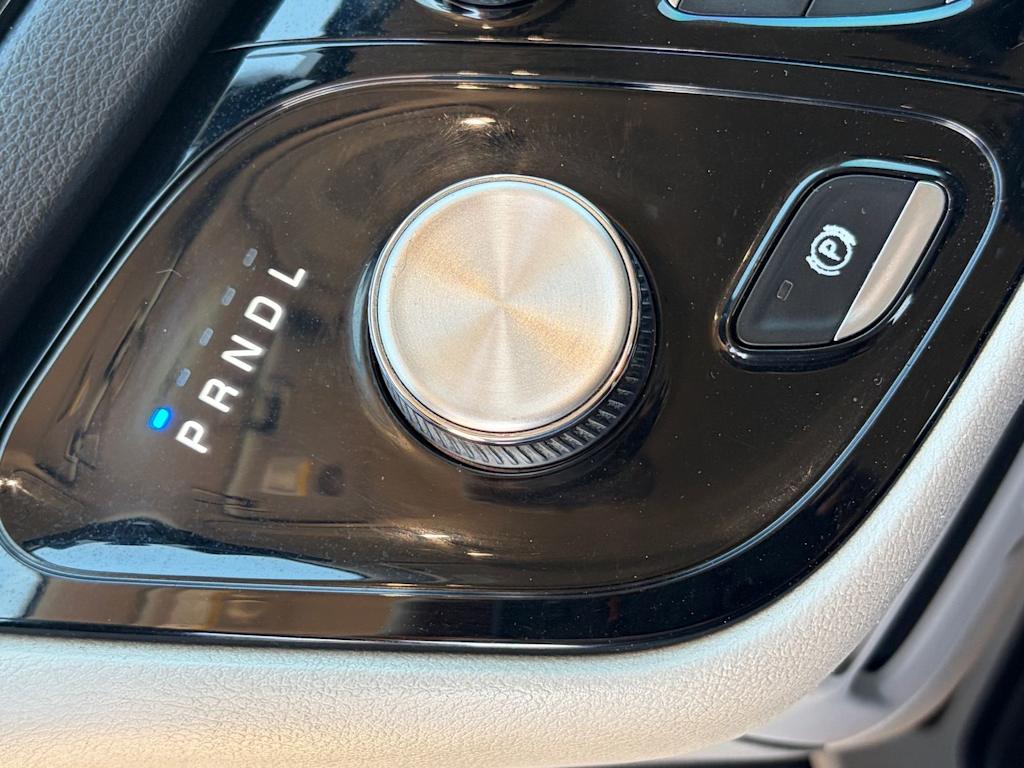 Thumbnail: 2020 Chrysler Pacifica - 26