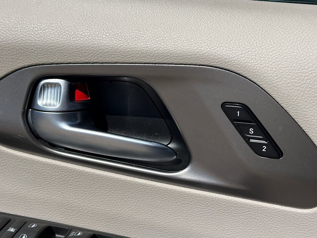 Thumbnail: 2020 Chrysler Pacifica - 19