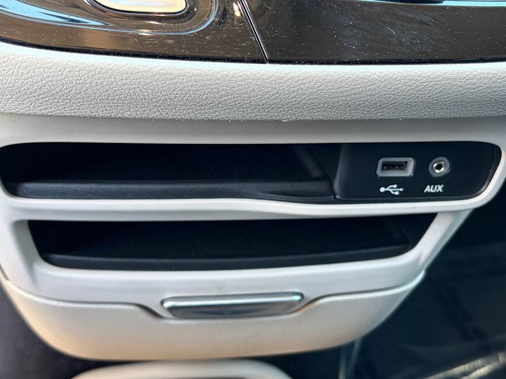 Thumbnail: 2020 Chrysler Pacifica - 27