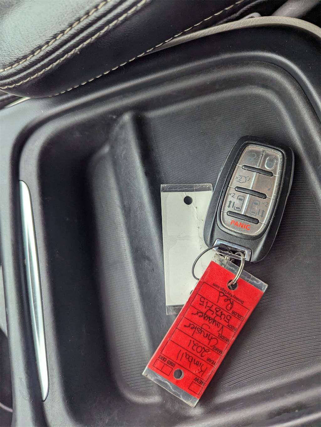 Thumbnail: 2021 Chrysler Voyager - 6