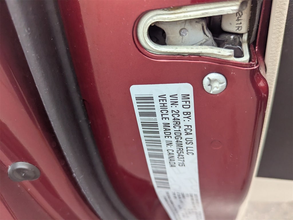 Thumbnail: 2021 Chrysler Voyager - 16