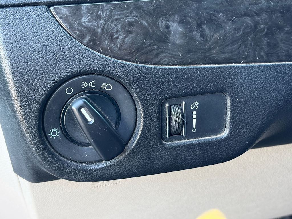 Thumbnail: 2015 Dodge Grand Caravan - 13