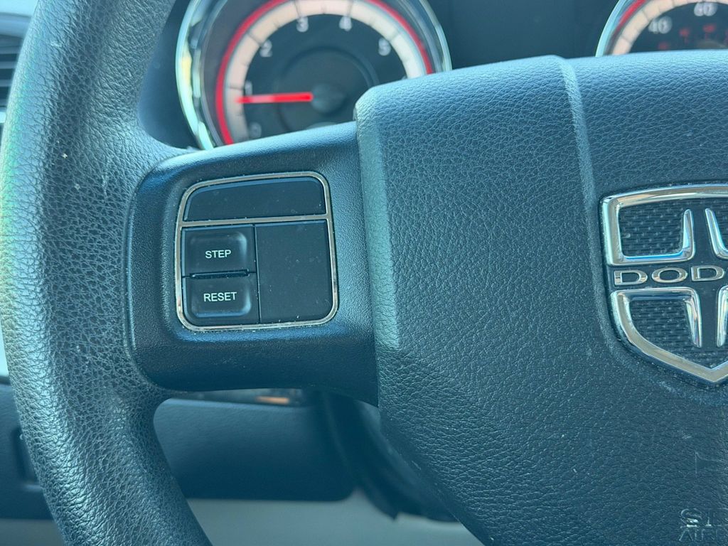 Thumbnail: 2014 Dodge Grand Caravan - 13