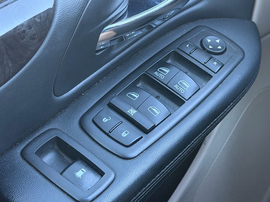 Thumbnail: 2014 Dodge Grand Caravan - 19