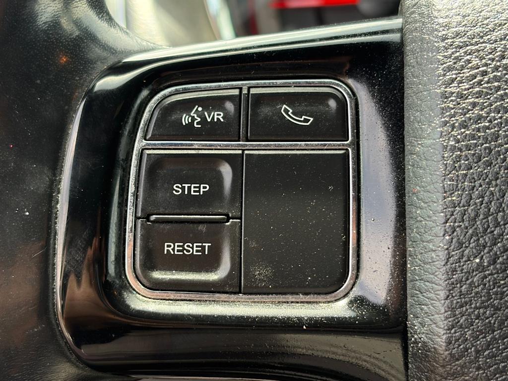 Thumbnail: 2019 Dodge Grand Caravan - 17
