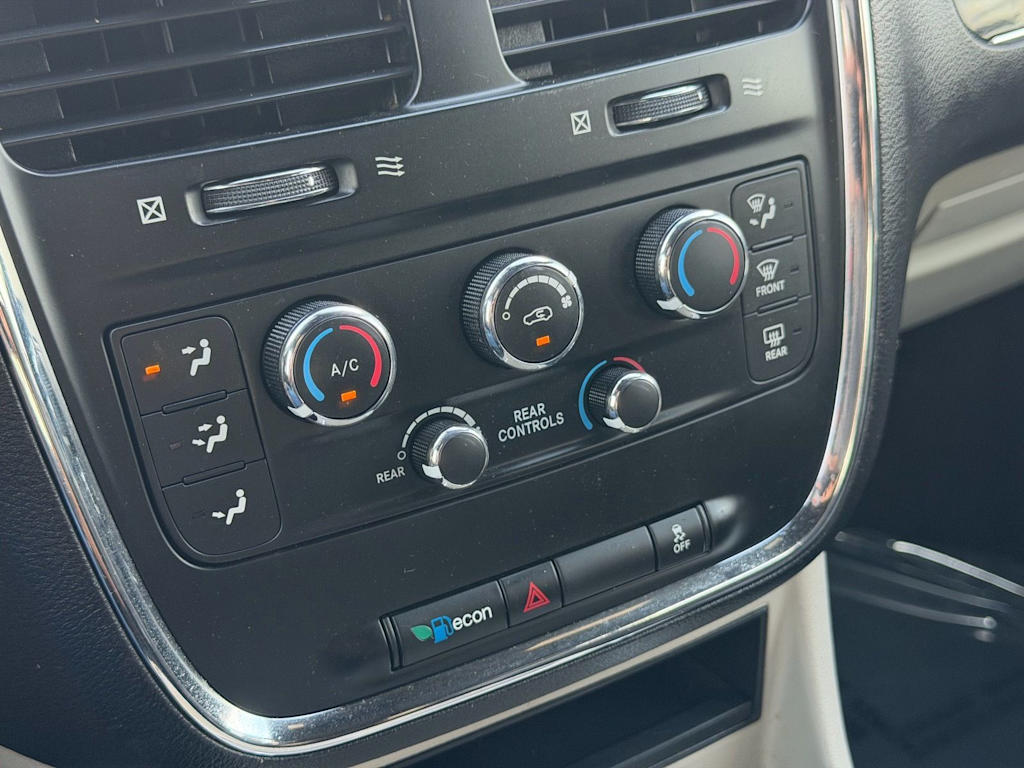 Thumbnail: 2019 Dodge Grand Caravan - 20