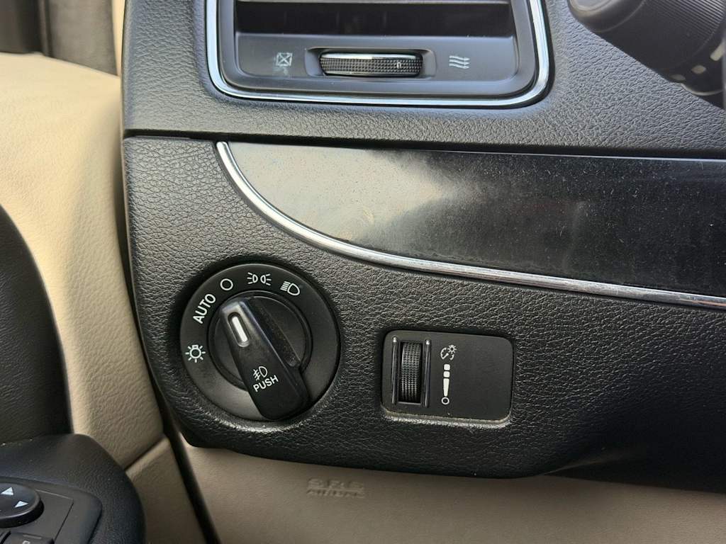 Thumbnail: 2019 Dodge Grand Caravan - 27