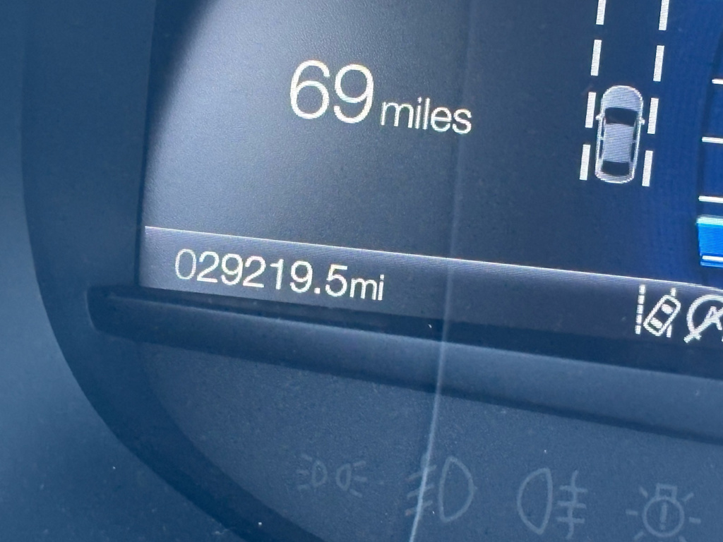 Thumbnail: 2022 Ford Edge - 25