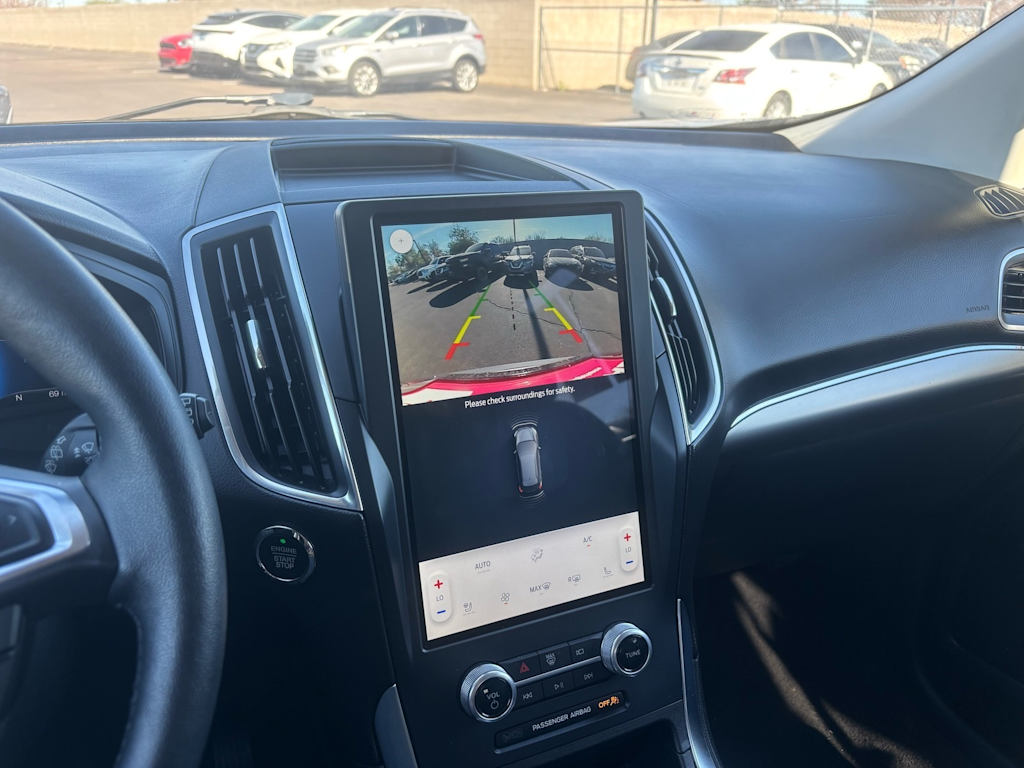 Thumbnail: 2022 Ford Edge - 10