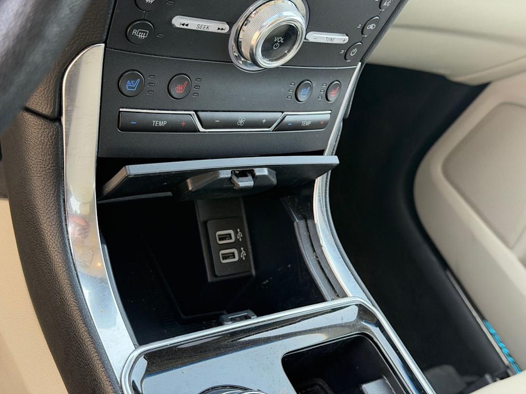 Thumbnail: 2019 Ford Edge - 6