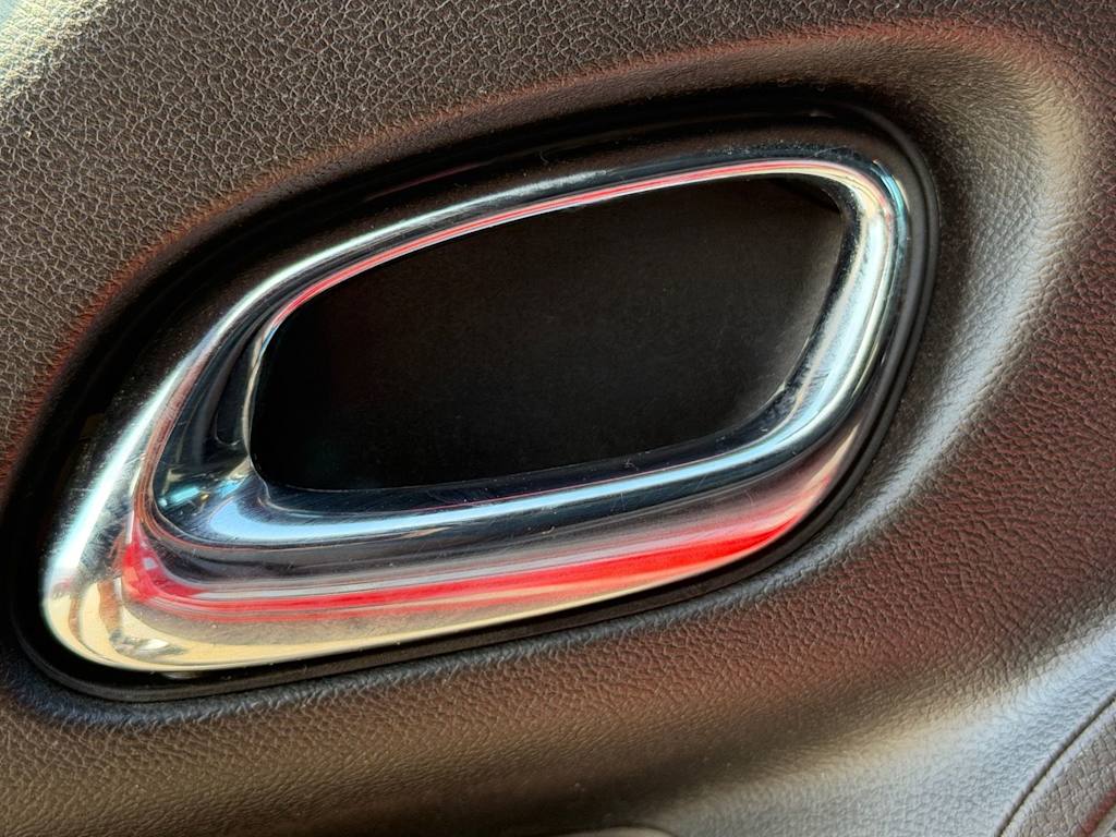 Thumbnail: 2015 Chevrolet Camaro - 20