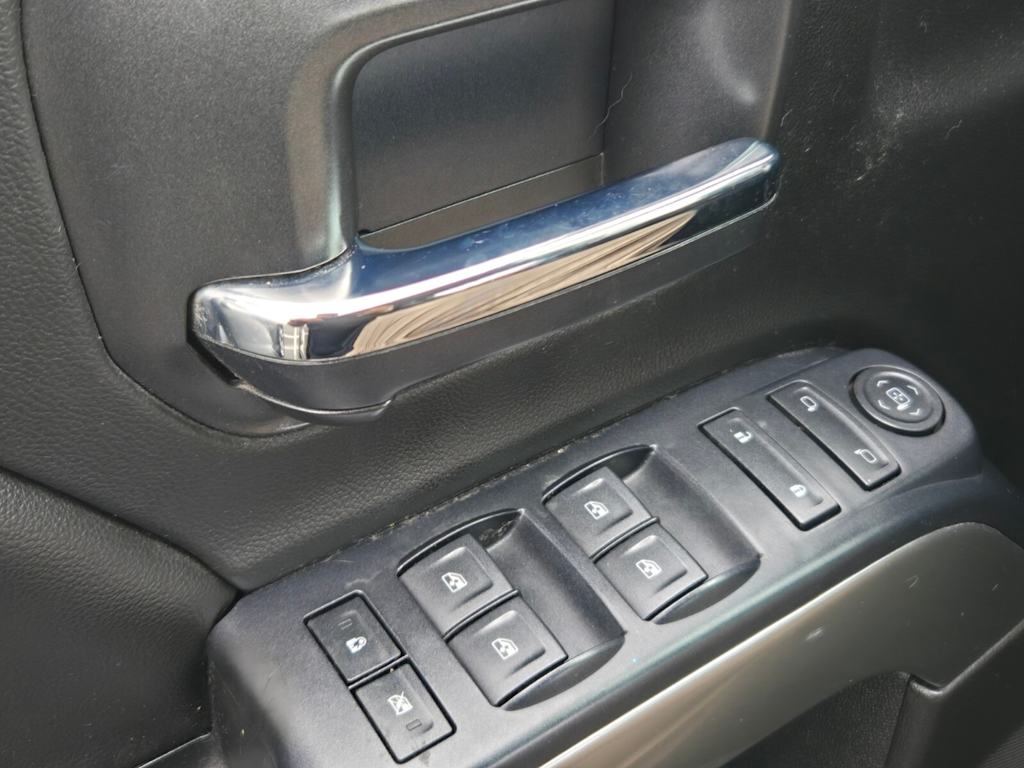 Thumbnail: 2018 Chevrolet Silverado 1500 - 18