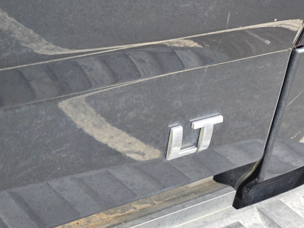 Thumbnail: 2018 Chevrolet Silverado 1500 - 23