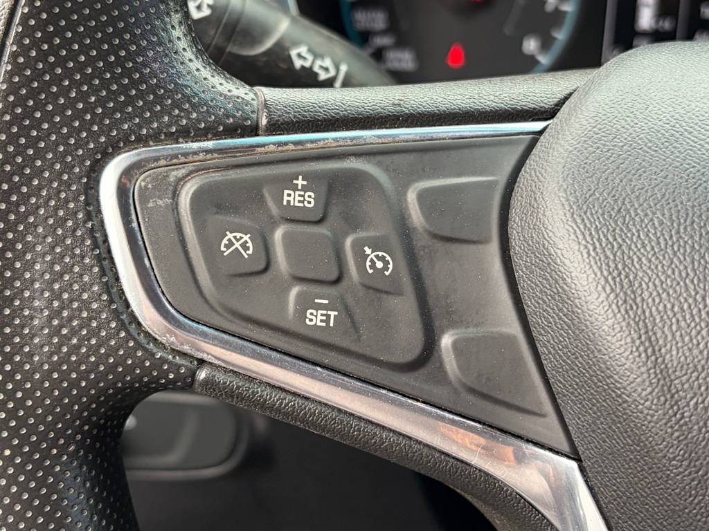 Thumbnail: 2019 Chevrolet Equinox - 14