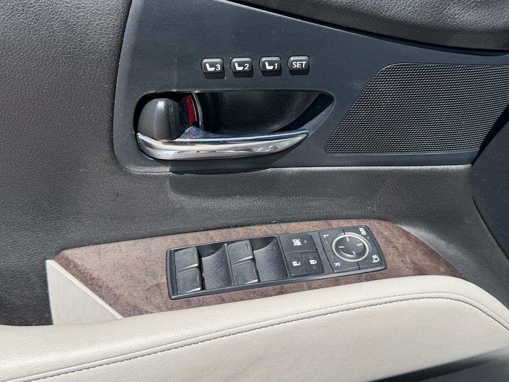 Thumbnail: 2013 Lexus RX - 30