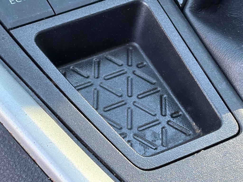 Thumbnail: 2022 Toyota RAV4 - 14