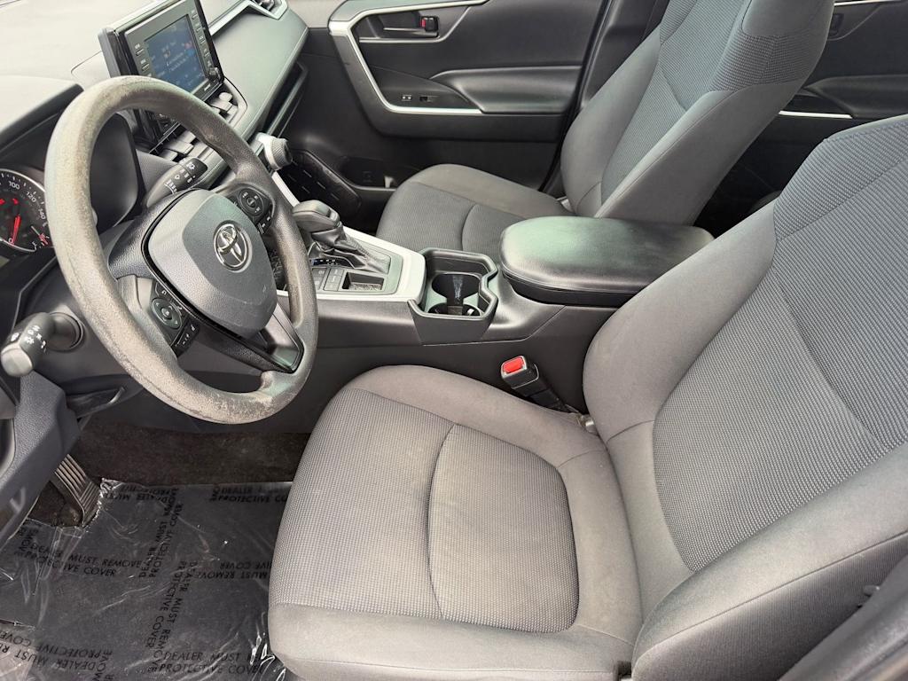 Thumbnail: 2020 Toyota RAV4 - 8