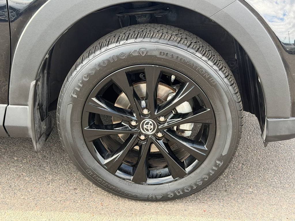 Thumbnail: 2018 Toyota RAV4 - 7