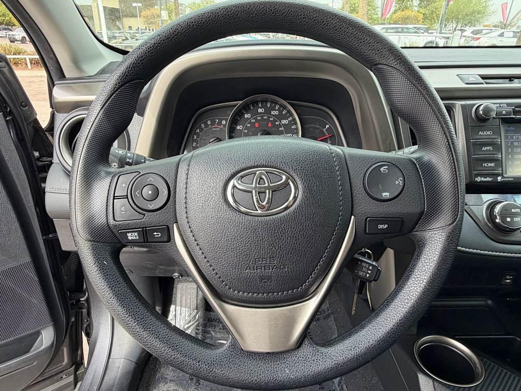 Thumbnail: 2015 Toyota RAV4 - 9