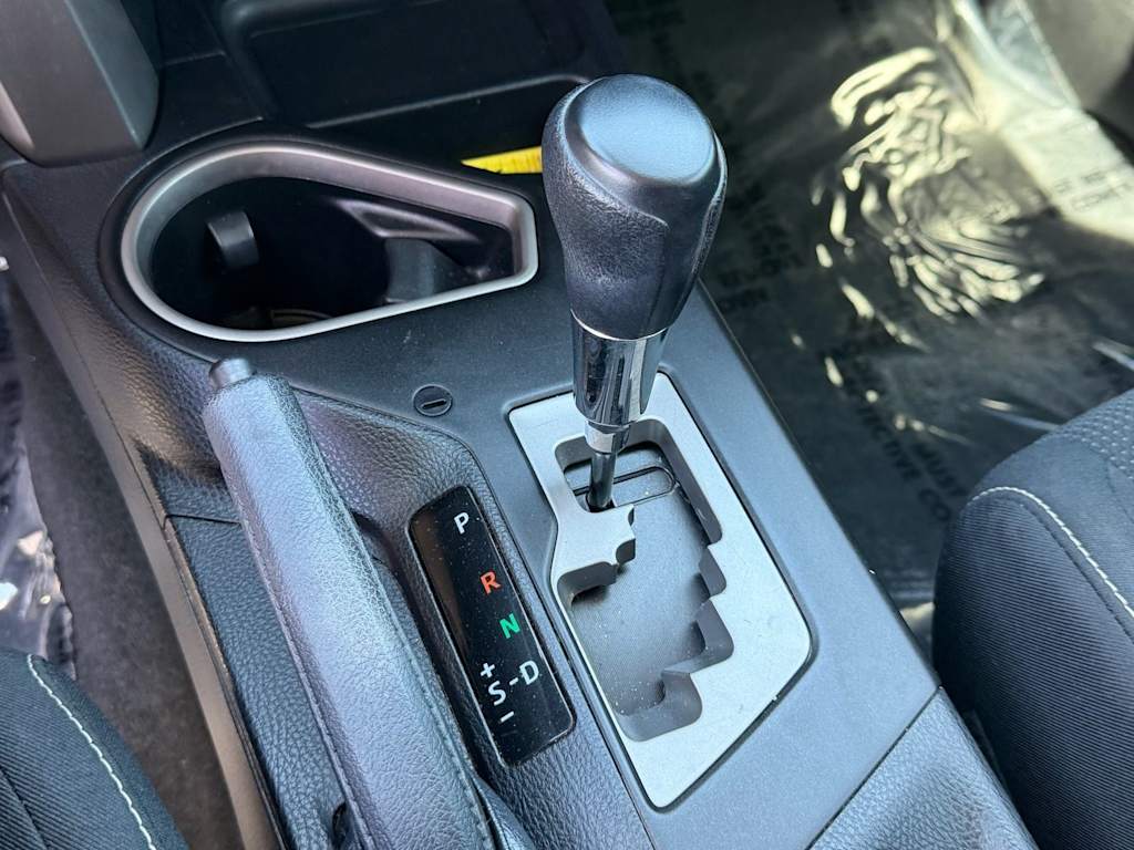 Thumbnail: 2018 Toyota RAV4 - 14