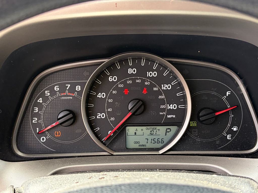 Thumbnail: 2013 Toyota RAV4 - 8