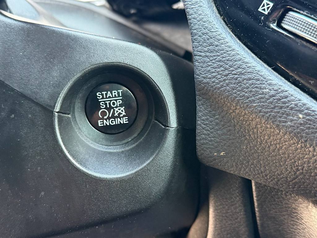 Thumbnail: 2018 Jeep Compass - 29