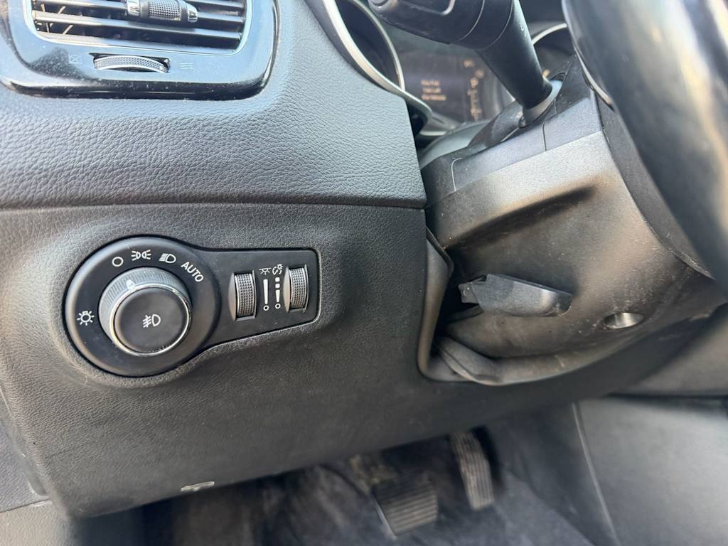 Thumbnail: 2018 Jeep Compass - 24