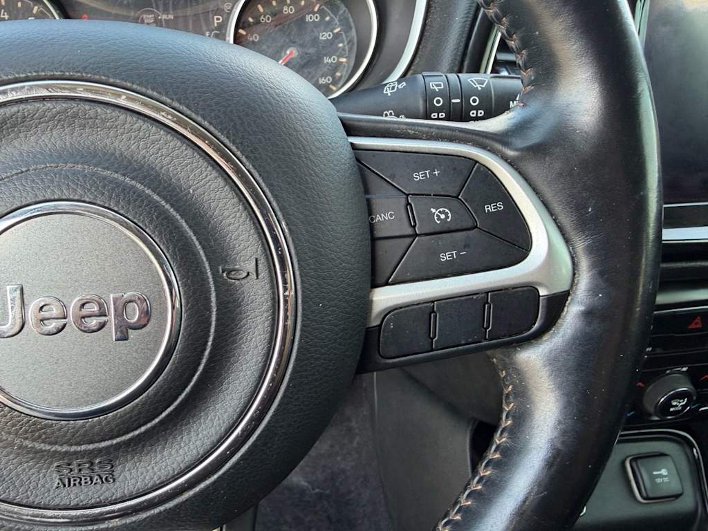 Thumbnail: 2018 Jeep Compass - 32
