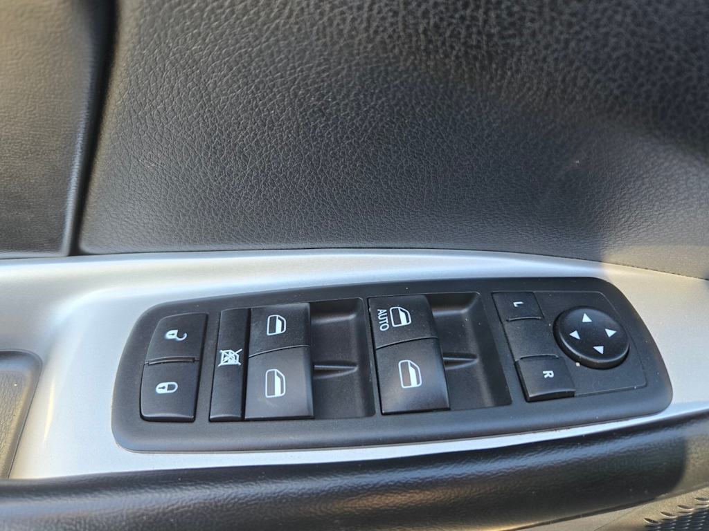 Thumbnail: 2020 Dodge Journey - 23