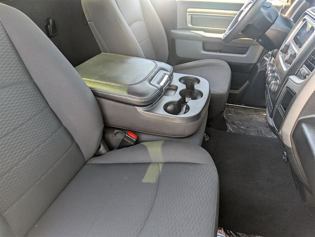 Thumbnail: 2019 RAM 1500 - 10