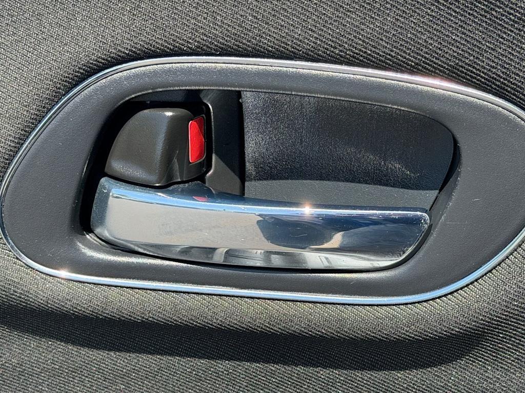 Thumbnail: 2021 Honda HR-V - 15