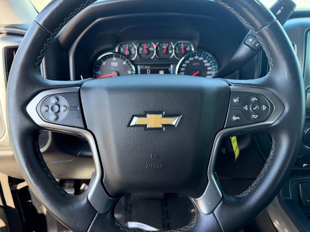 Thumbnail: 2017 Chevrolet Silverado 1500 - 21